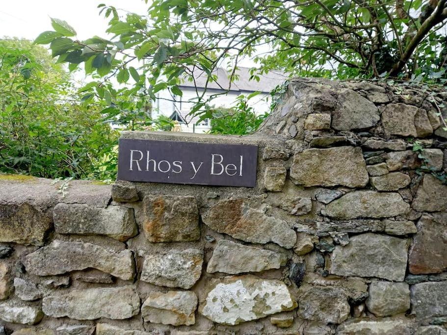 Rhos Y Bel Cottage Angelsey Llangadwaladr  エクステリア 写真